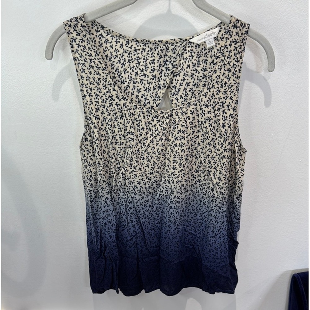 Charming Charlie Blue Ombre Pattern Key Hole‎ Back Sleeveless Blouse Women's L